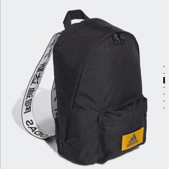 BNWT Mini Adidas Backpack - Picture 2 of 3
